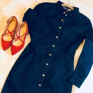 H &M Denim Long sleeved dress with snap closures